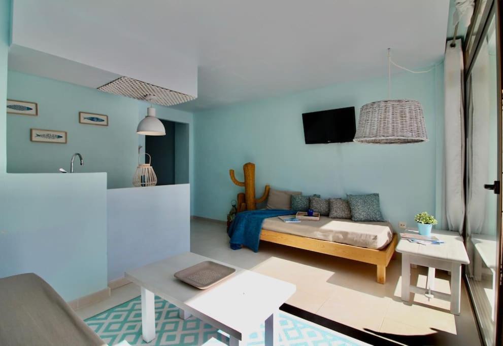 Agradable Apartamento Con Terraza En Formentera Ес-Пухольс Екстер'єр фото